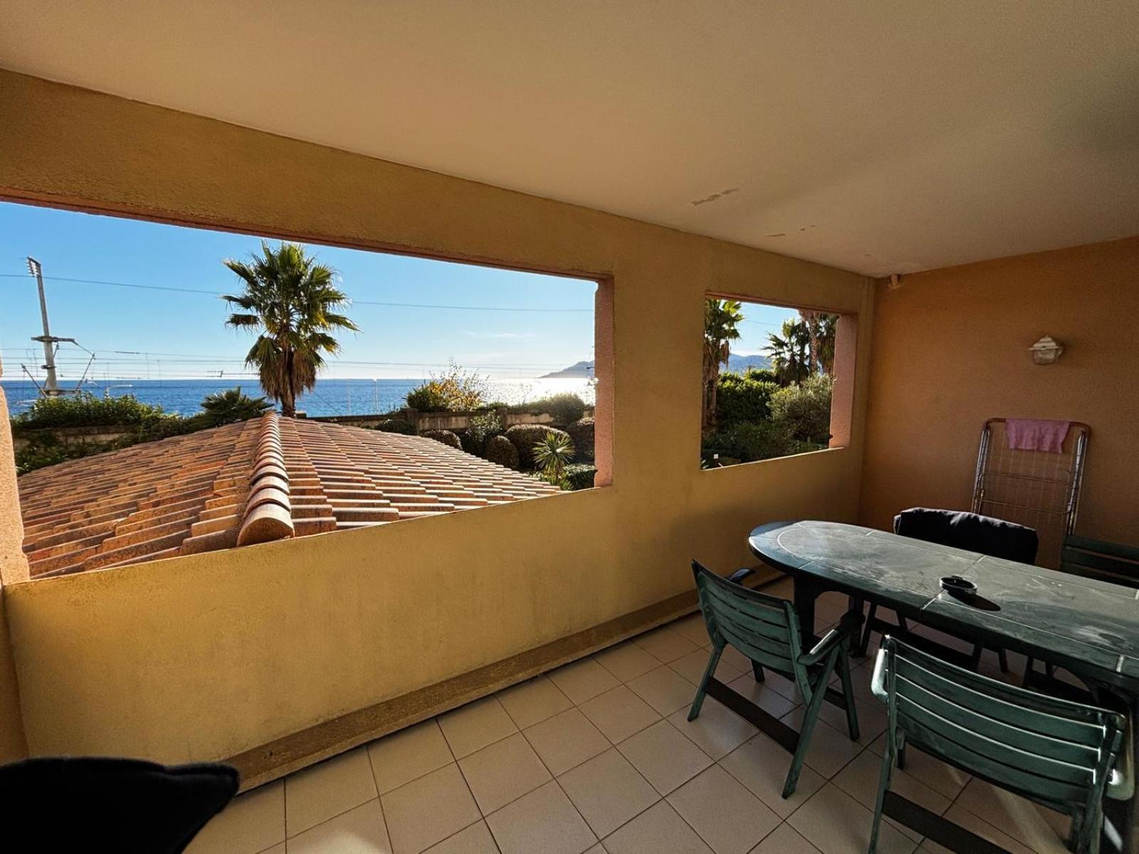 Appartamento In Riva Al Mare A Cannes Luaran gambar